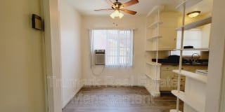 623 W Stocker St 623 W Stocker St Photo Gallery 1
