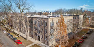 1916 Winona Apt. 1916 Winona Apt. Photo Gallery 1