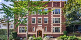 2027 Eastlake Ave E 2027 Eastlake Ave E Photo Gallery 1
