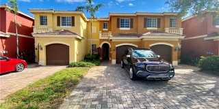 10300 Olivewood Way 10300 Olivewood Way Photo Gallery 1