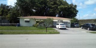 3420 SW 62nd Ave 3420 SW 62nd Ave Photo Gallery 1