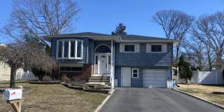 135 South Plaisted Avenue 135 South Plaisted Avenue Photo Gallery 1