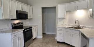 5528 S Lexington 5528 S Lexington Photo Gallery 1