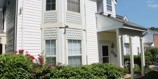 250 Tulip Lane 250 Tulip Lane Photo Gallery 1
