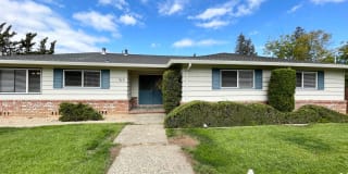 315 W. Portola Avenue 315 W. Portola Avenue Photo Gallery 1
