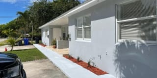802 N 58th Ave 802 N 58th Ave Photo Gallery 1