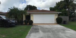 527 SE Cliff Rd 527 SE Cliff Rd Photo Gallery 1