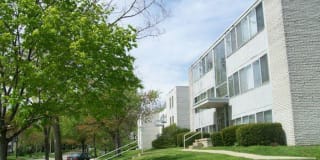 Charlton Apartments Charlton Apartments Photo Gallery 1