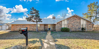 1274 Murls Lake Drive 1274 Murls Lake Drive Photo Gallery 1
