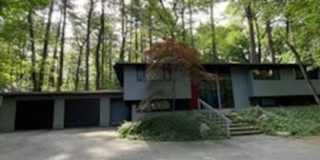 12 White Pine Lane 12 White Pine Lane Photo Gallery 1