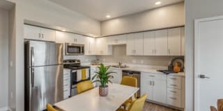 Parq Crossing Apartments Parq Crossing Apartments Photo Gallery 1