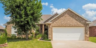 2916 Longmeadow Lane 2916 Longmeadow Lane Photo Gallery 1
