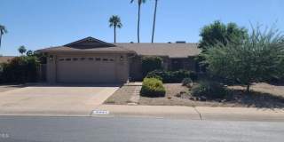 5821 East Crocus Drive 5821 East Crocus Drive Photo Gallery 1