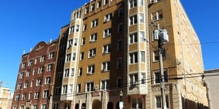 37 S Iowa Ave 37 S Iowa Ave Photo Gallery 1