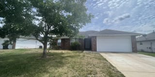3772 W Ridgeway St 3772 W Ridgeway St Photo Gallery 1