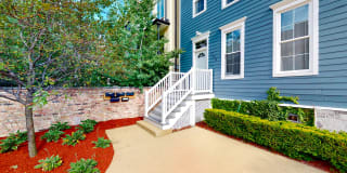 700 W Schubert Ave 700 W Schubert Ave Photo Gallery 1