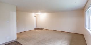 Valley Park Plaza Valley Park Plaza Photo Gallery 1