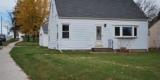 1732 Wilson Avenue SW 1732 Wilson Avenue SW Photo Gallery 1