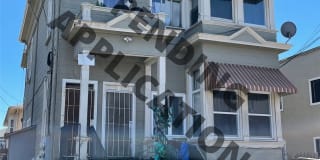 1760 27th Ave Apt B 1760 27th Ave Apt B Photo Gallery 1