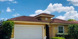 14843 SW 28th Ln 14843 SW 28th Ln Photo Gallery 1