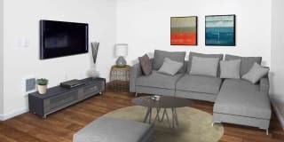 Creekside Apartments Creekside Apartments Photo Gallery 1