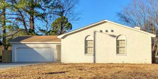 5326 Queen Anne Dr. 5326 Queen Anne Dr. Photo Gallery 1