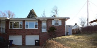 2707 S 50 St 2707 S 50 St Photo Gallery 1
