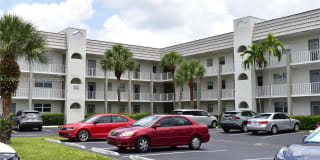 8590 Sunrise Lakes Blvd 8590 Sunrise Lakes Blvd Photo Gallery 1