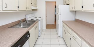 Reserve at Lake Pointe Reserve at Lake Pointe Photo Gallery 1