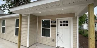 207 S Byers 207 S Byers Photo Gallery 1