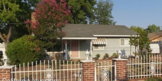 105 Frances Avenue 105 Frances Avenue Photo Gallery 1