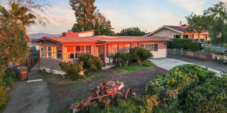 3237 S Bonita St 3237 S Bonita St Photo Gallery 1
