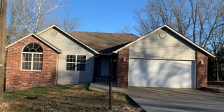5 Warwick LN 5 Warwick LN Photo Gallery 1