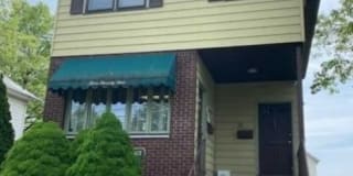 422 Stuyvesant Ave 422 Stuyvesant Ave Photo Gallery 1