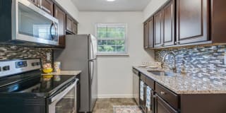 Roberts Mill Apartments & Townhomes Roberts Mill Apartments & Townhomes Photo Gallery 1
