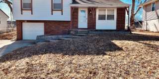 5029 NE 56th Pl 5029 NE 56th Pl Photo Gallery 1