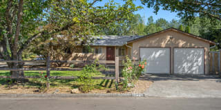 5870 Southwest 187th Drive 5870 Southwest 187th Drive Photo Gallery 1