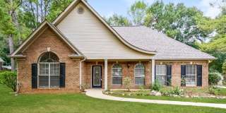 150 Chinaberry Lane 150 Chinaberry Lane Photo Gallery 1