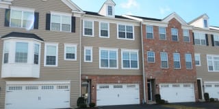 326 W HAMLIN AVENUE 326 W HAMLIN AVENUE Photo Gallery 1