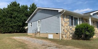 1805 MEADOW DRIVE 1805 MEADOW DRIVE Photo Gallery 1