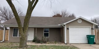 533 E. Maple Ave 533 E. Maple Ave Photo Gallery 1