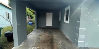 850 NW 33rd Ave 850 NW 33rd Ave Photo Gallery 1