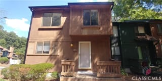150 Fernbanks Court 150 Fernbanks Court Photo Gallery 1
