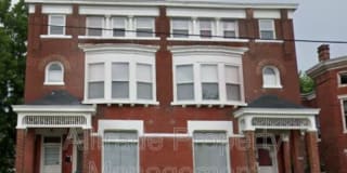 2002 W. Jefferson St. 2002 W. Jefferson St. Photo Gallery 1