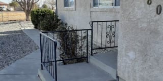 480 E. MAHER Dr. 480 E. MAHER Dr. Photo Gallery 1