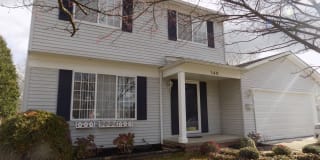 140 Arlington Dr 140 Arlington Dr Photo Gallery 1
