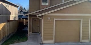 1682 NE Lotus Dr. #A 1682 NE Lotus Dr. #A Photo Gallery 1
