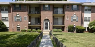 Woodridge Apartments Woodridge Apartments Photo Gallery 1