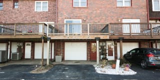 304 Twykingham Pl. 304 Twykingham Pl. Photo Gallery 1