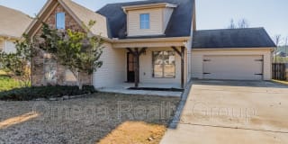 523 Village Springs Ln 523 Village Springs Ln Photo Gallery 1